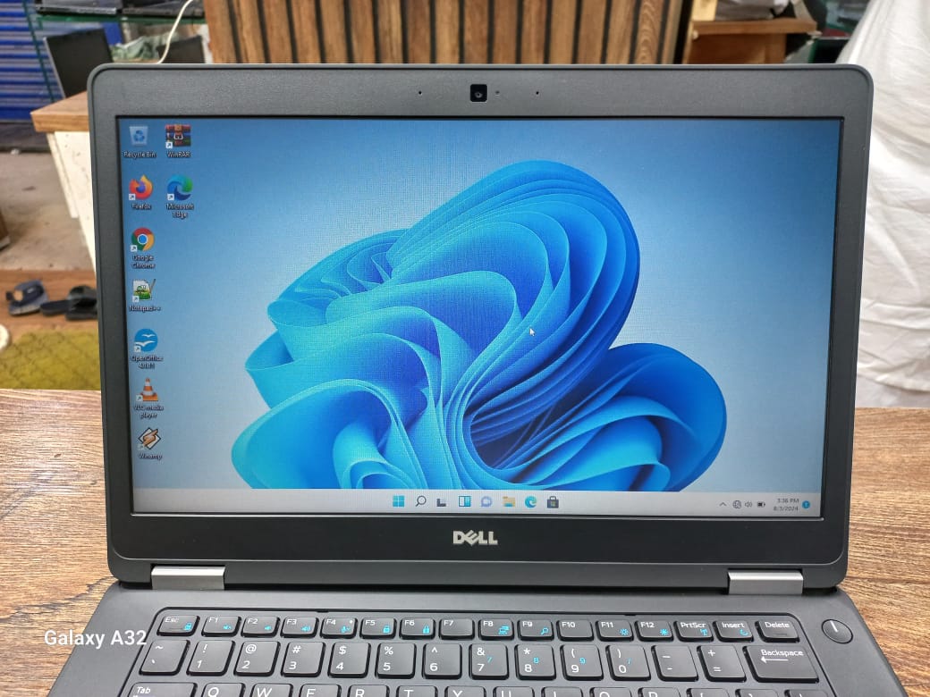 Dell latitude e5450 CORE i5 5th generation