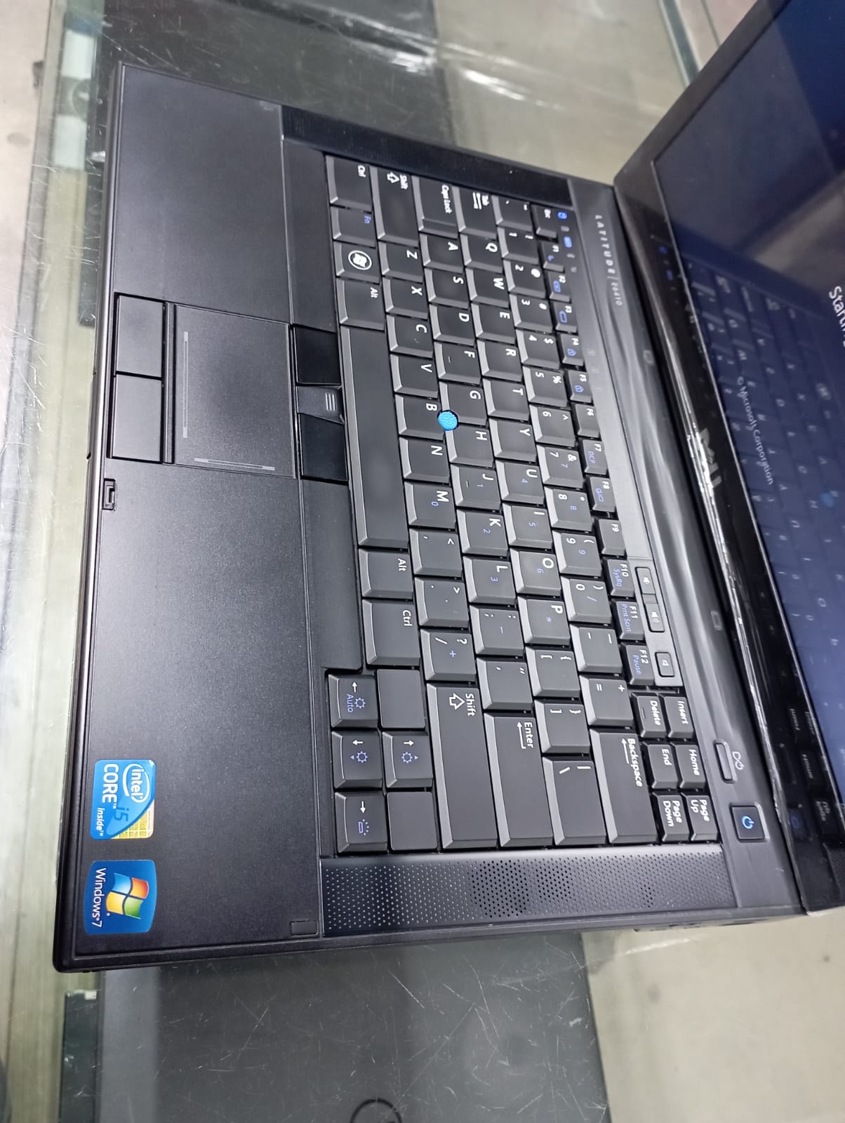 Dell latitude e6410  Core i5 1st generation