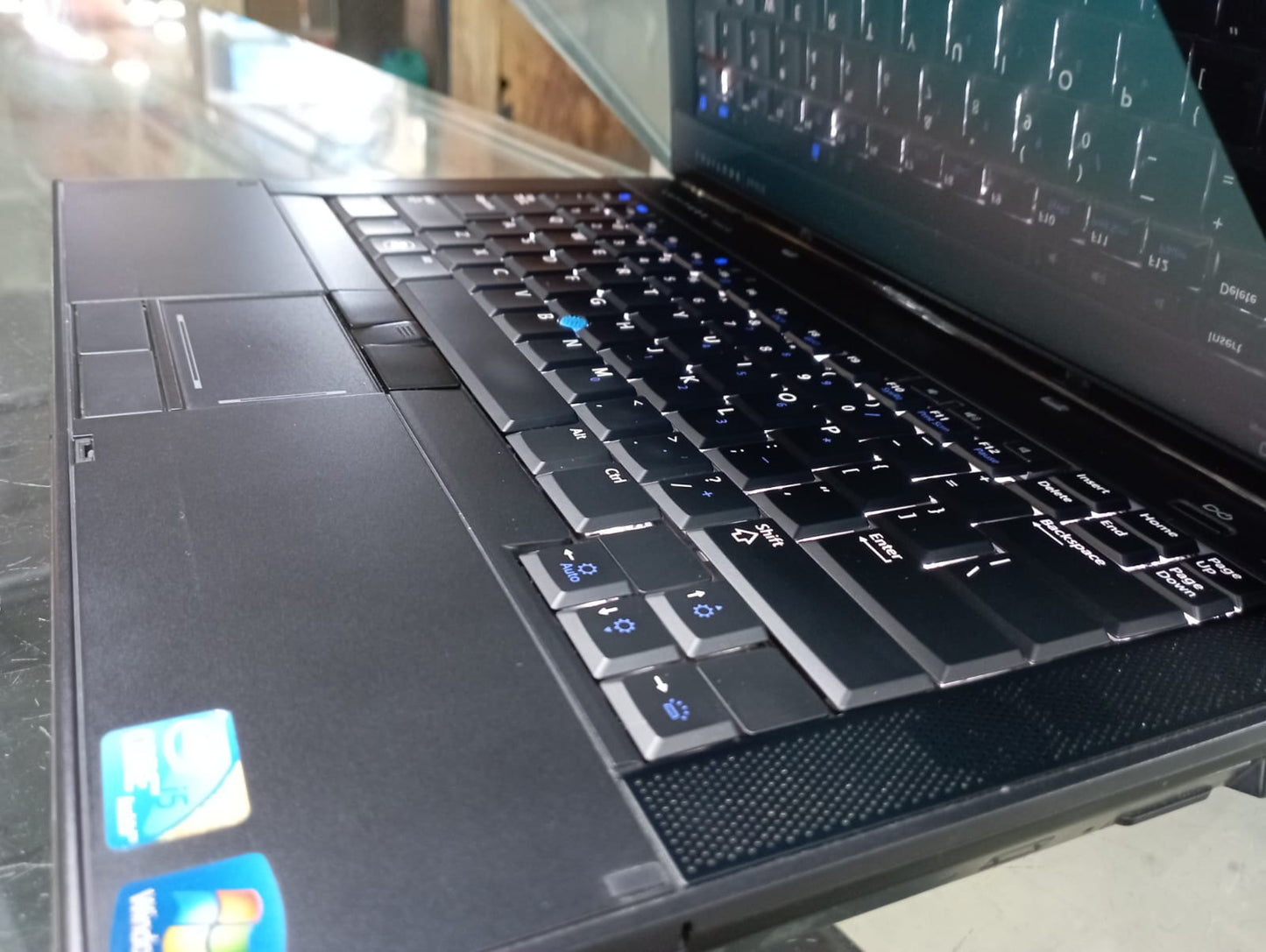 Dell latitude e6410  Core i5 1st generation